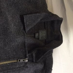 Paraphrase sweater